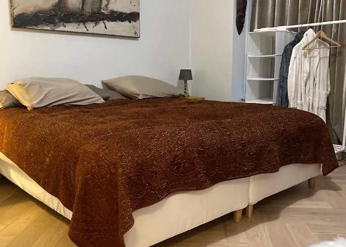 Logies One Unit Pensión Ostende